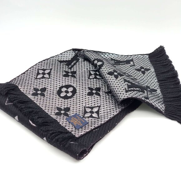 Authentic Louis Vuitton Black Logomania Shine Scarf Brand New - Picture 5 of 10